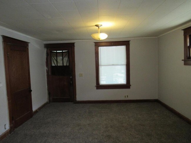 Building Photo - 1214 West Waldo Avenue Unit#1