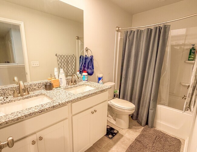 Building Photo - 203 Boneset Dr