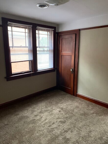 Building Photo - 2203 N 57th St