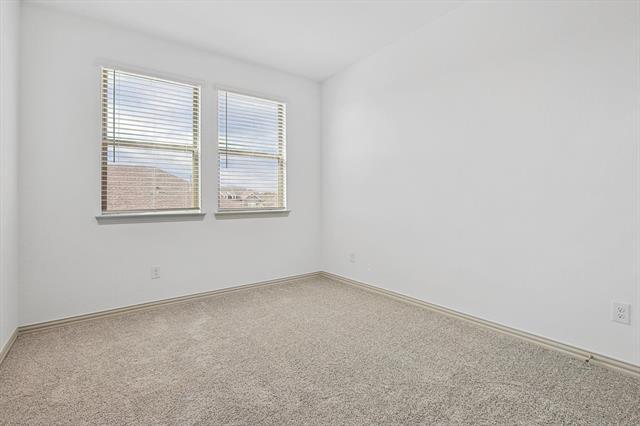 Building Photo - 517 Parkside Dr
