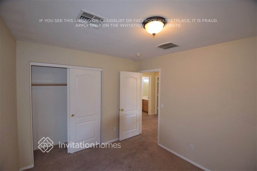 Building Photo - 5552 W Minton Ave