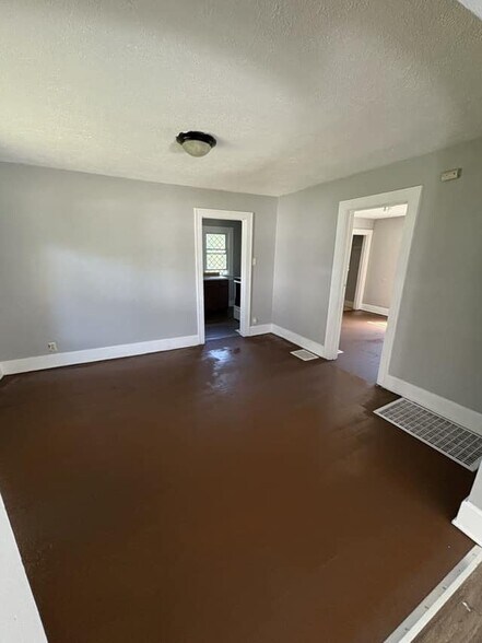 Building Photo - 238 W Peoria Ave