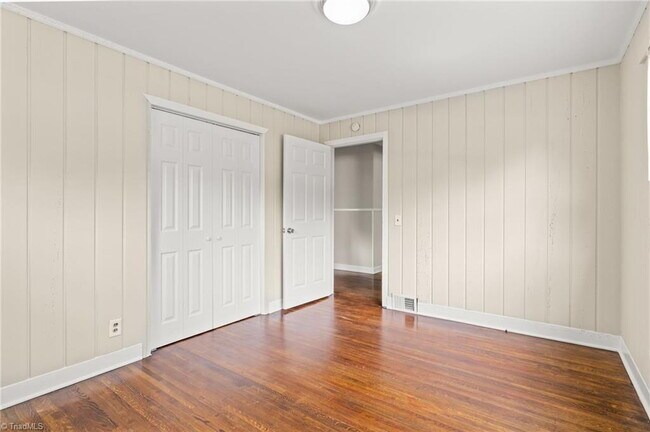 Building Photo - 3 Bedroom Ardmore Home- Pets Welcome-Flexible Lease Lengths Available