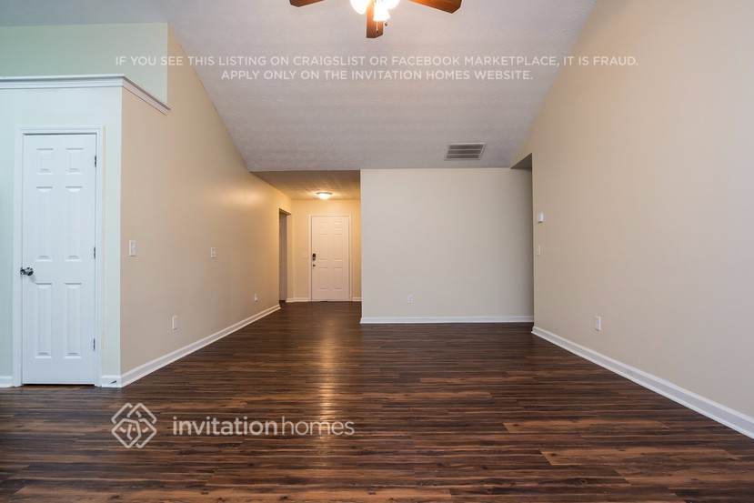 Building Photo - 2678 Buena Vista Cir