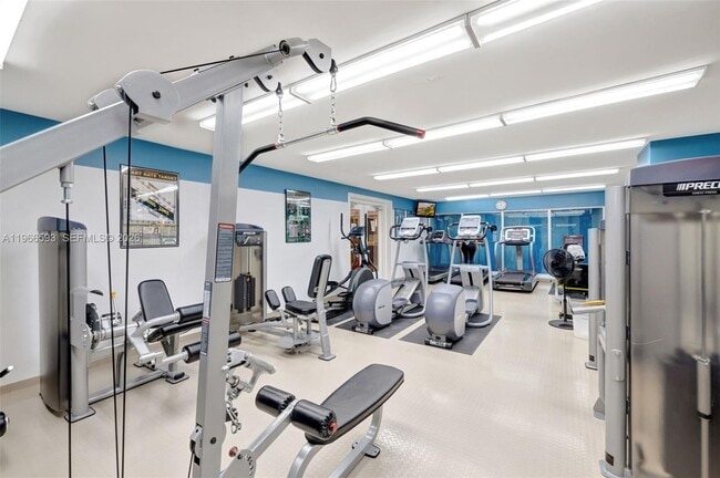 Building Photo - 4100 Galt Ocean Dr