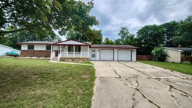 Building Photo - 11354 Berkshire Dr