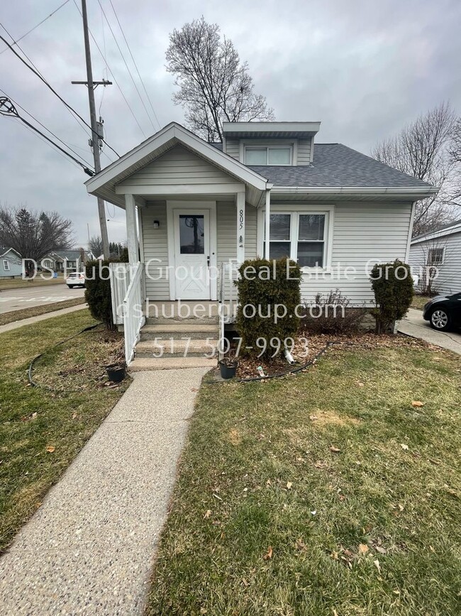 Primary Photo - 805 Comfort St