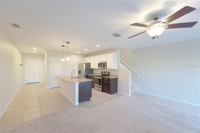 Building Photo - 600 Northern Way