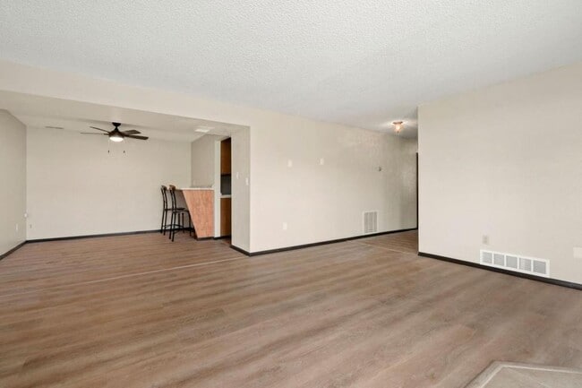 Building Photo - 119 Greenwood Dr