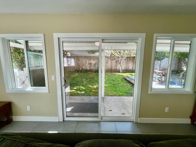 Building Photo - Charming Furnished Home in PG available May 01, 2026!