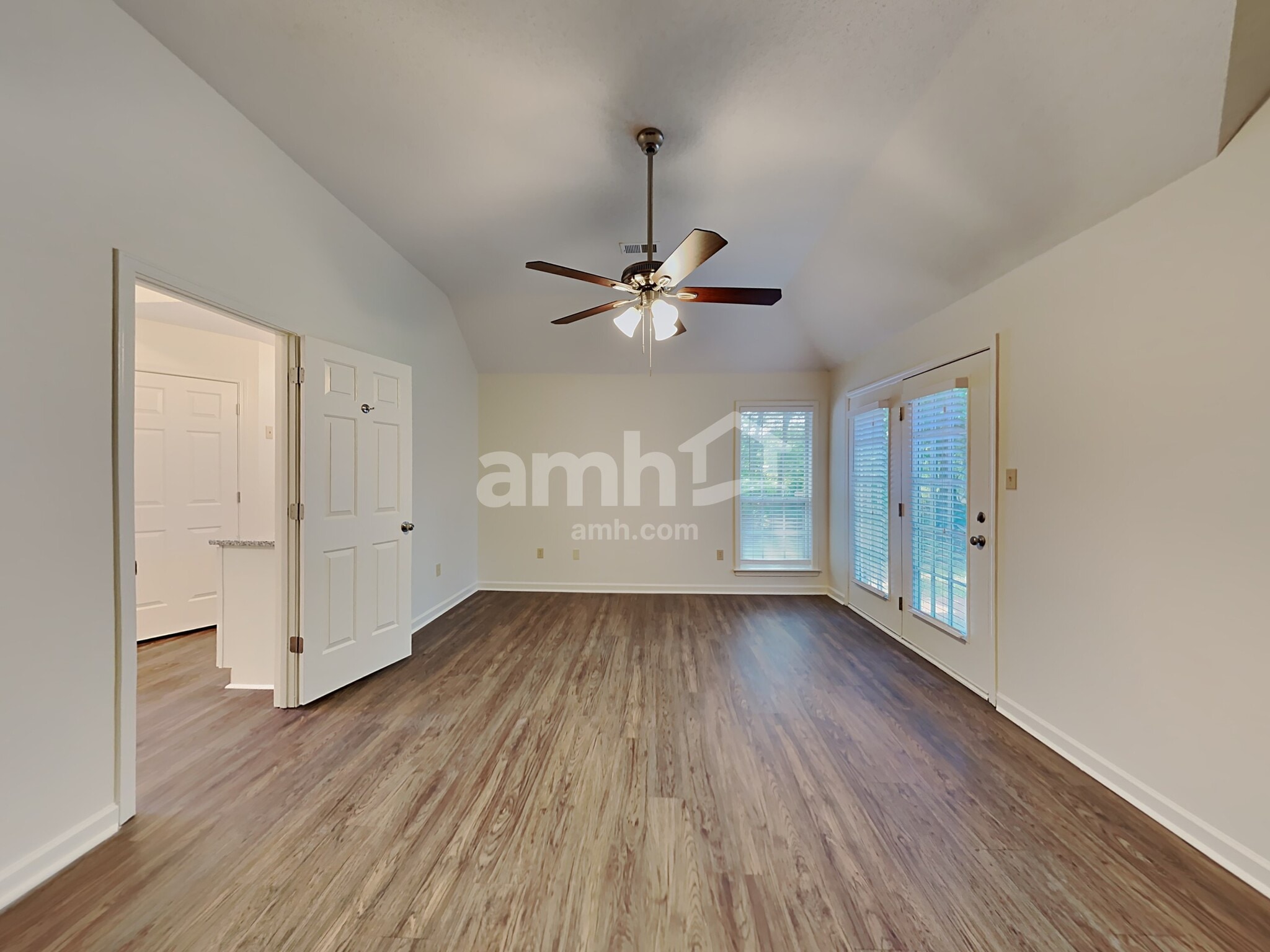 Building Photo - 4343 Shiney Point Cv