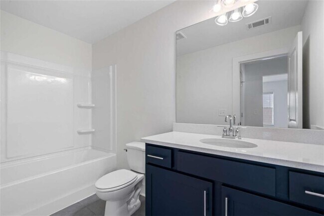 Building Photo - 61 Auburn Wds Dr
