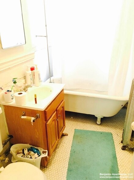 Building Photo - 1350 Commonwealth Ave