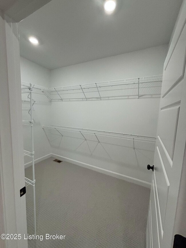 Building Photo - 14906 Durrfield Dr