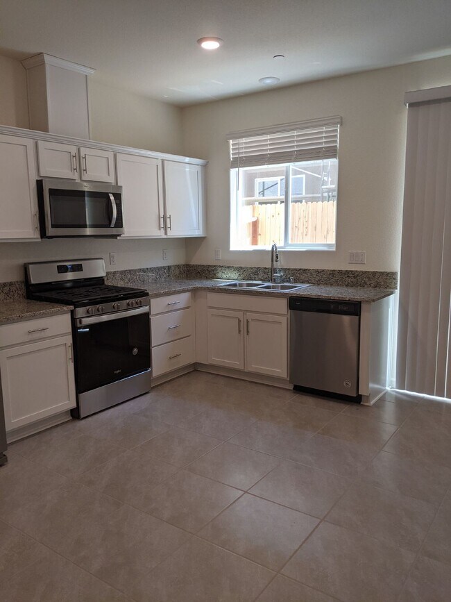 Building Photo - $250.00 OFF FIRST MONTH'S RENT!  Ready Now...
