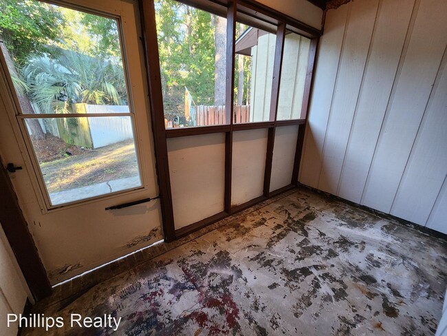 Building Photo - 2 br, 1.5 bath House - 308 Waccamaw Villag...