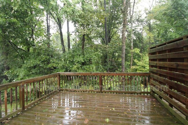 Building Photo - 531 Peachers Ridge Rd