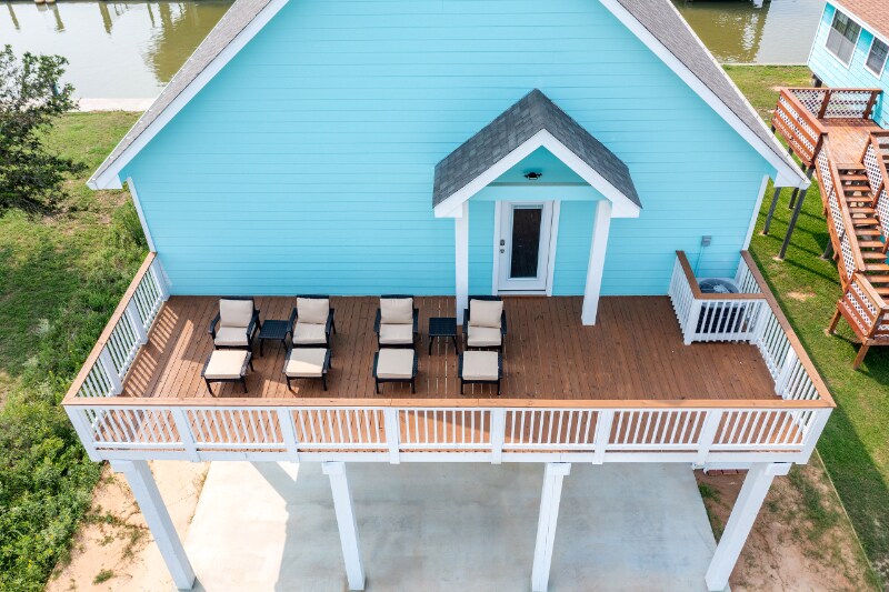 Building Photo - 413 Pompano Ln