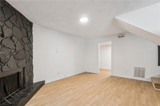 Building Photo - 3852 W Wood Path