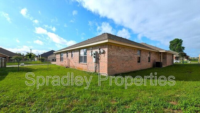 Building Photo - 4501A John David Dr