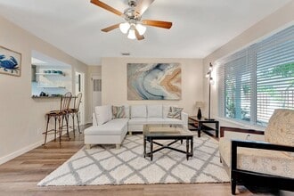 Building Photo - 3208 Marine Dr