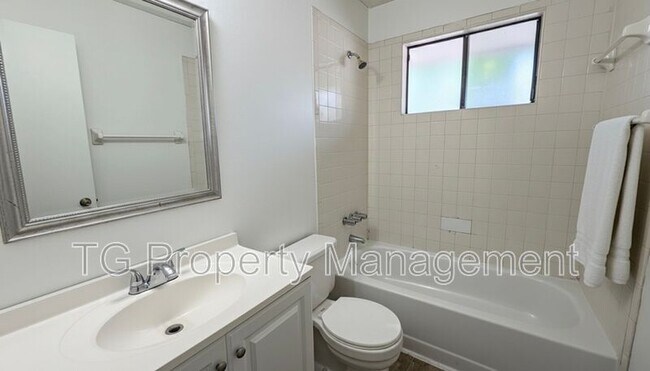 Building Photo - 5144 Westchase Ct