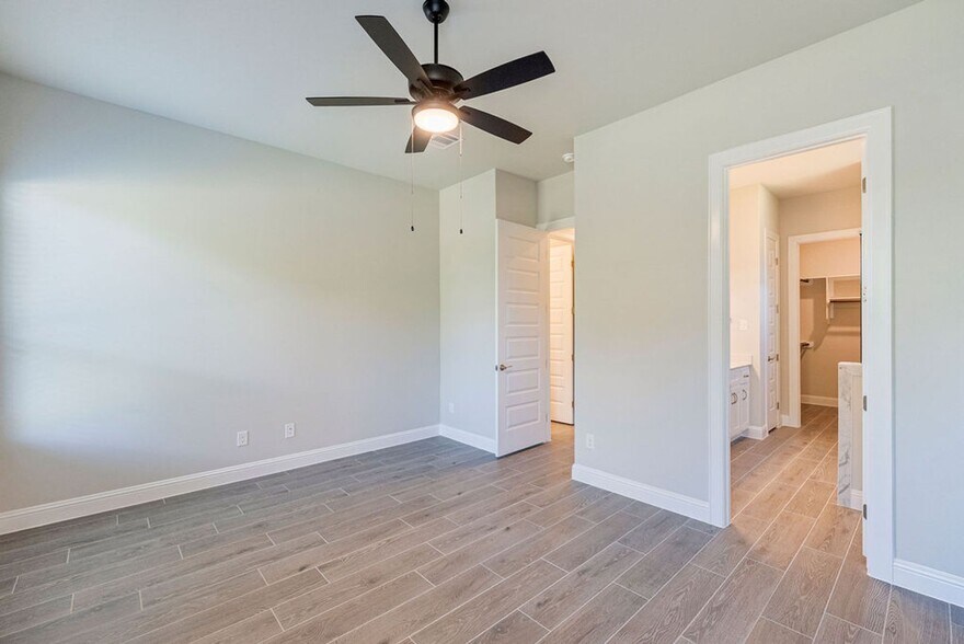 Building Photo - 601 C-Bar Ranch Trl