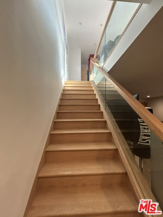 Building Photo - 11835 Grevillea Ave