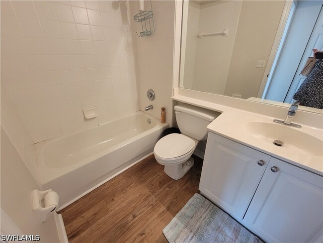 Building Photo - 4950 Deerfield Way