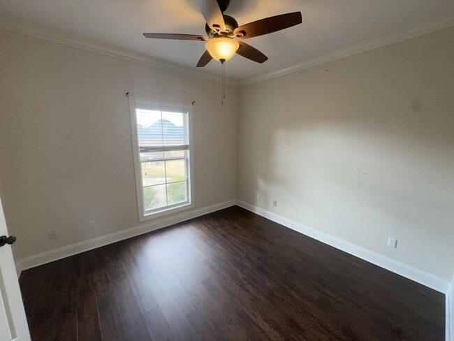 Building Photo - 118 Jorn Cir