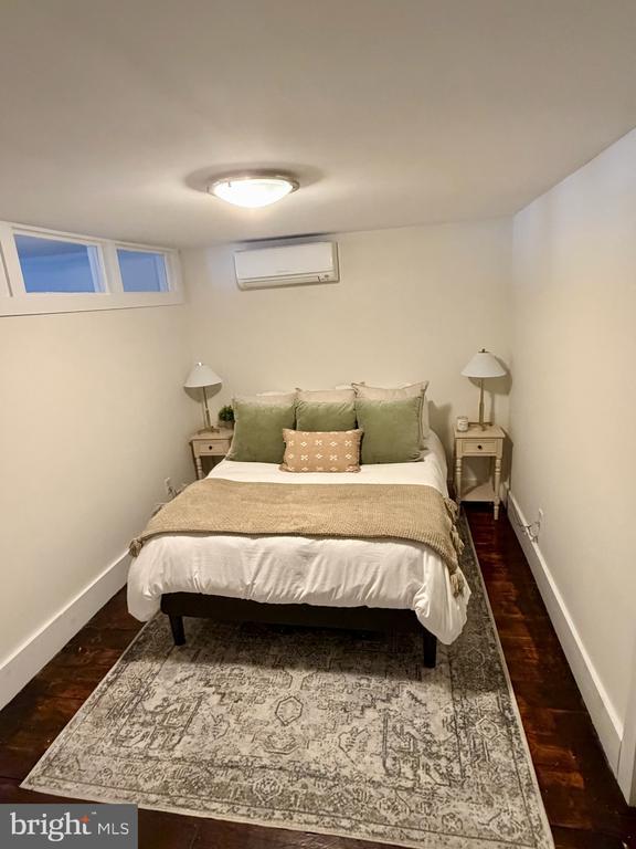 Building Photo - 126 N 3rd St