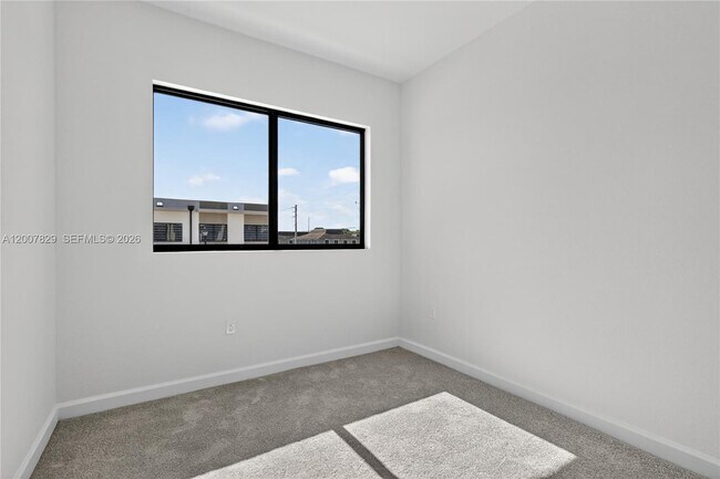Building Photo - 13883 SW 262nd St