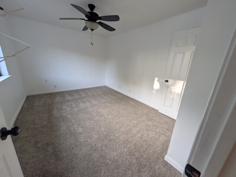 Building Photo - 4624 Capay Dr