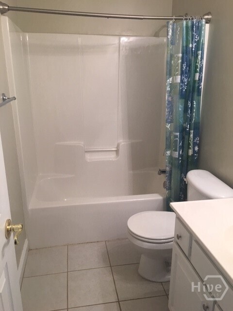 Building Photo - 110 Wood Lake Dr