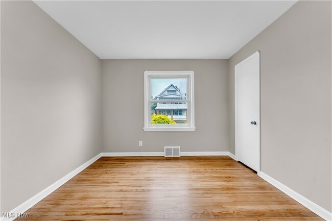 Building Photo - 4821 E 84th St