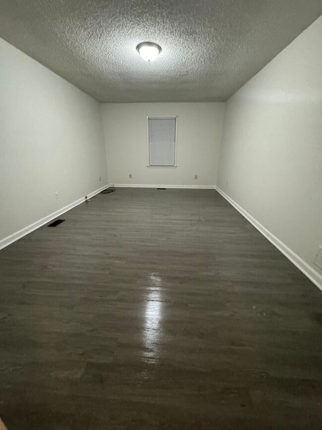 Building Photo - Welcome home!