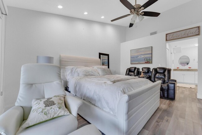 Building Photo - 11120 Sangria Ct