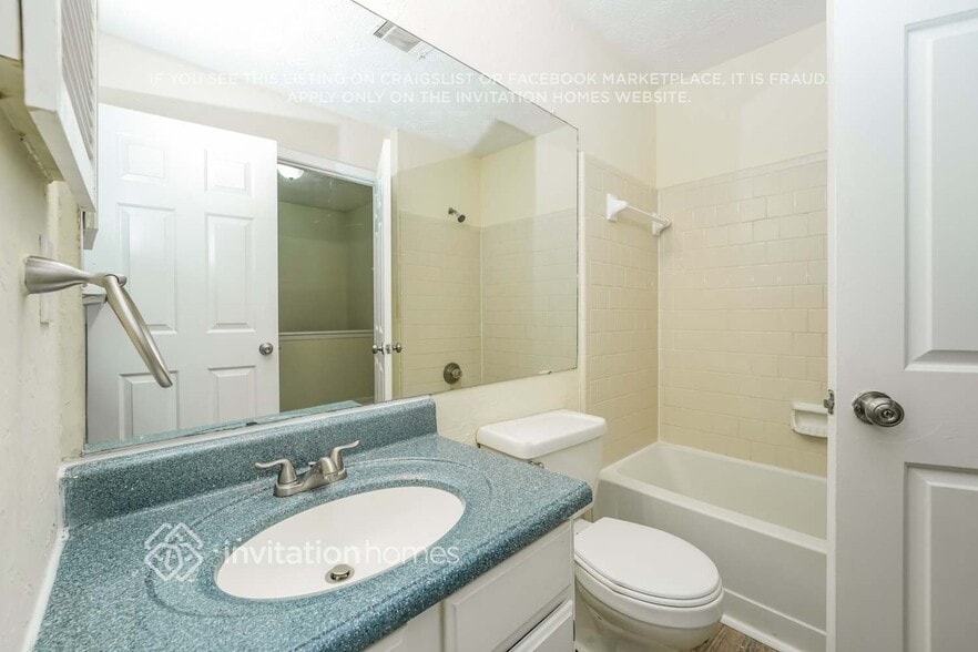 Building Photo - 1642 Imperial Ct