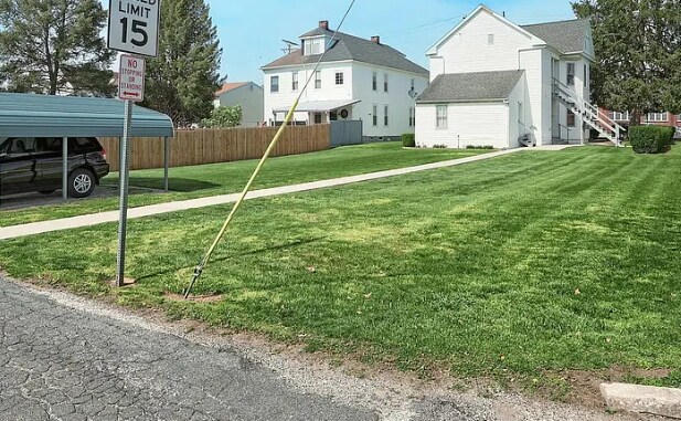 Building Photo - 700 Linden Ave