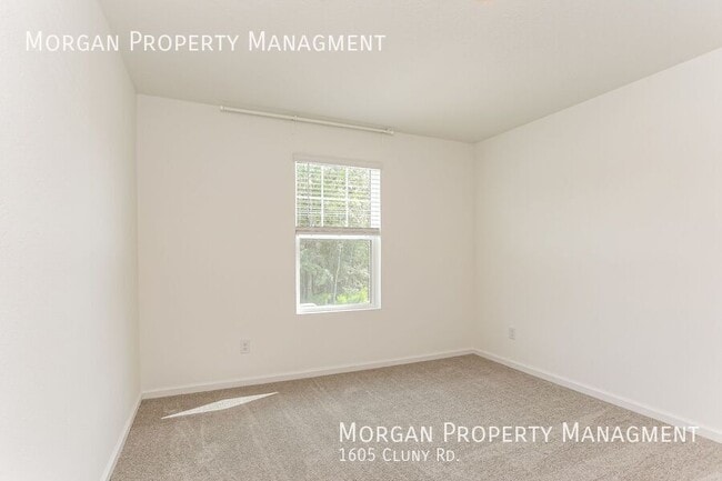 Building Photo - 1605 Cluny Rd