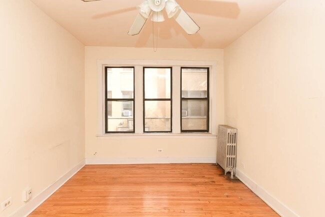 Building Photo - 1532 N Kedzie Ave