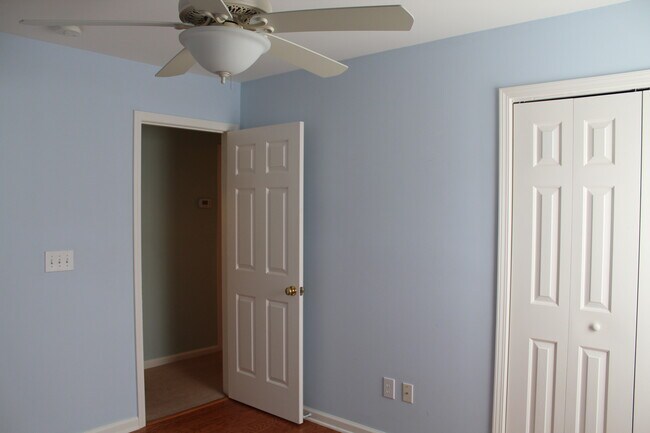 Building Photo - 4648 Fringetree Dr