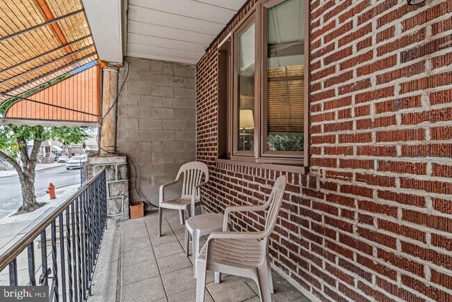Building Photo - 2946 S 16th St