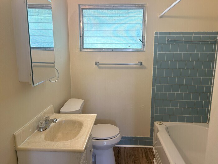 Building Photo - 3605 W Leila Ave