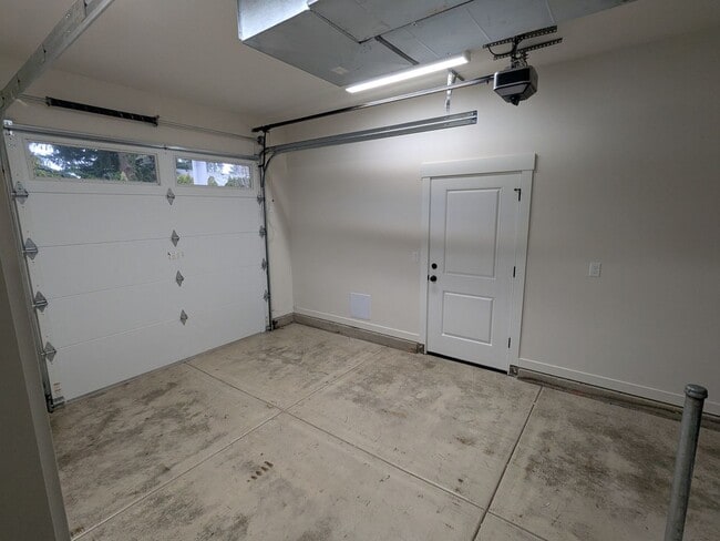 Building Photo - BOONE667-669-NEW