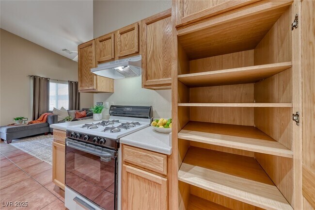 Building Photo - 6255 Dan Blocker Ave