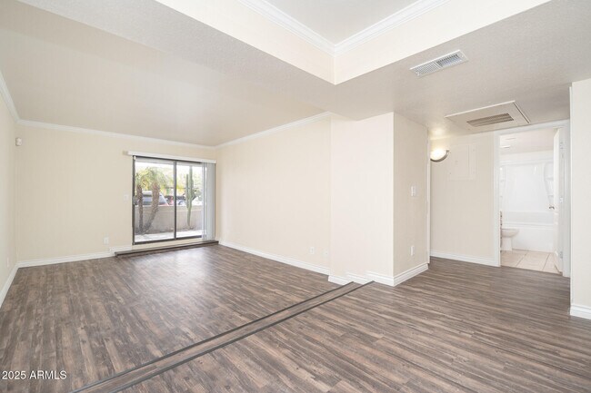 Building Photo - 3405 W Danbury Dr