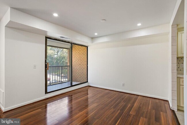 Building Photo - 6317 Park Heights Ave