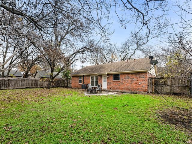 Building Photo - 3245 Myra Ln