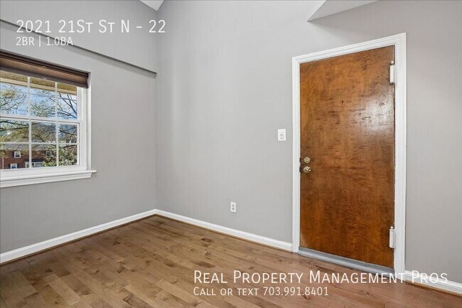 Building Photo - 2021 21st St N